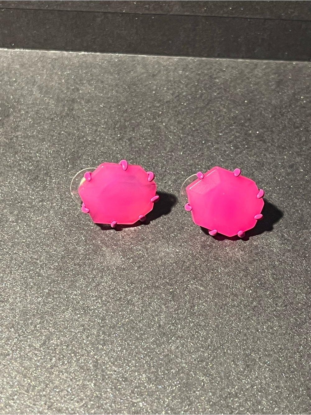Kendra Scott Discontinued Pink Agate Earrings